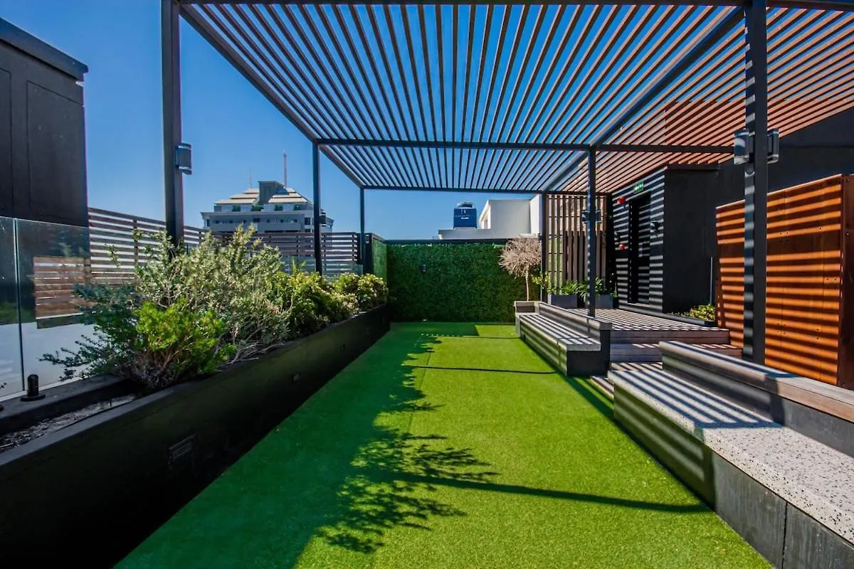 Sunny, 3Rd Floor, Spacious, Fast Wifi-Pool Cape Town Apartment