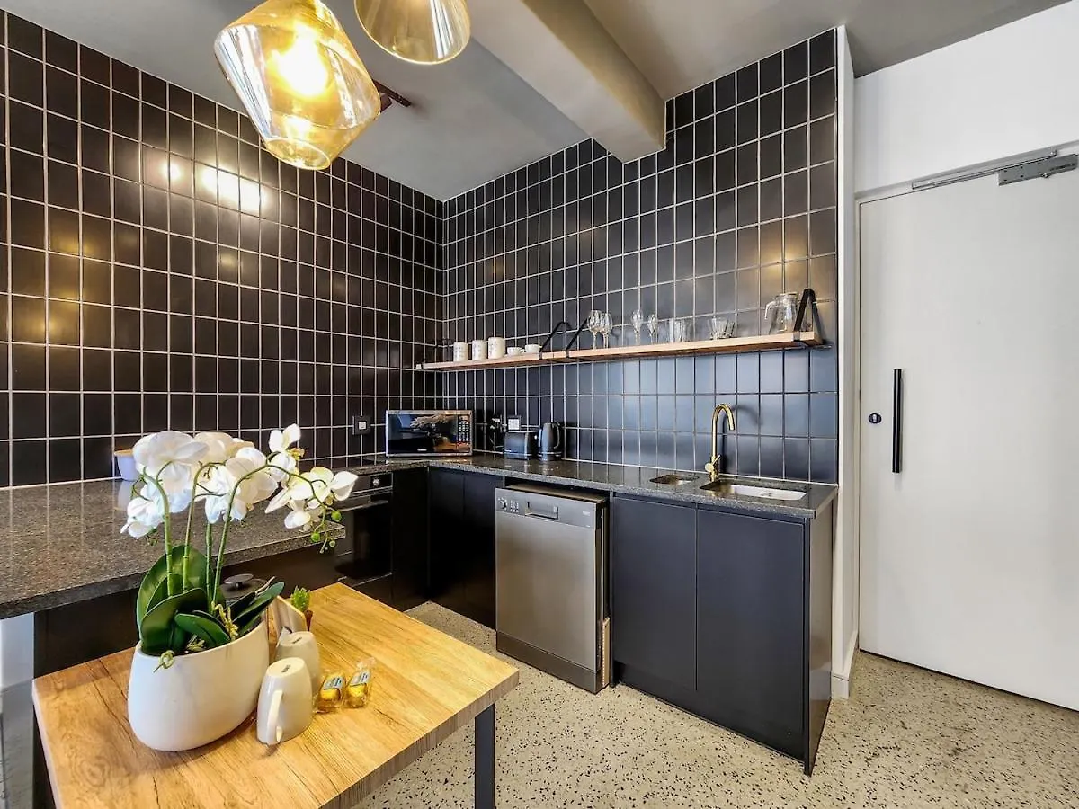 Apartment Sunny, 3Rd Floor, Spacious, Fast Wifi-Pool Cape Town